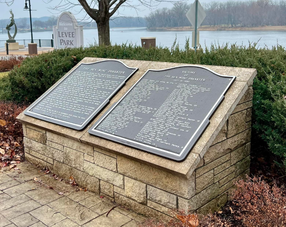 Photo of the Sea Wing Disaster Memorial in Levee Park, Red WIng,Minnesota